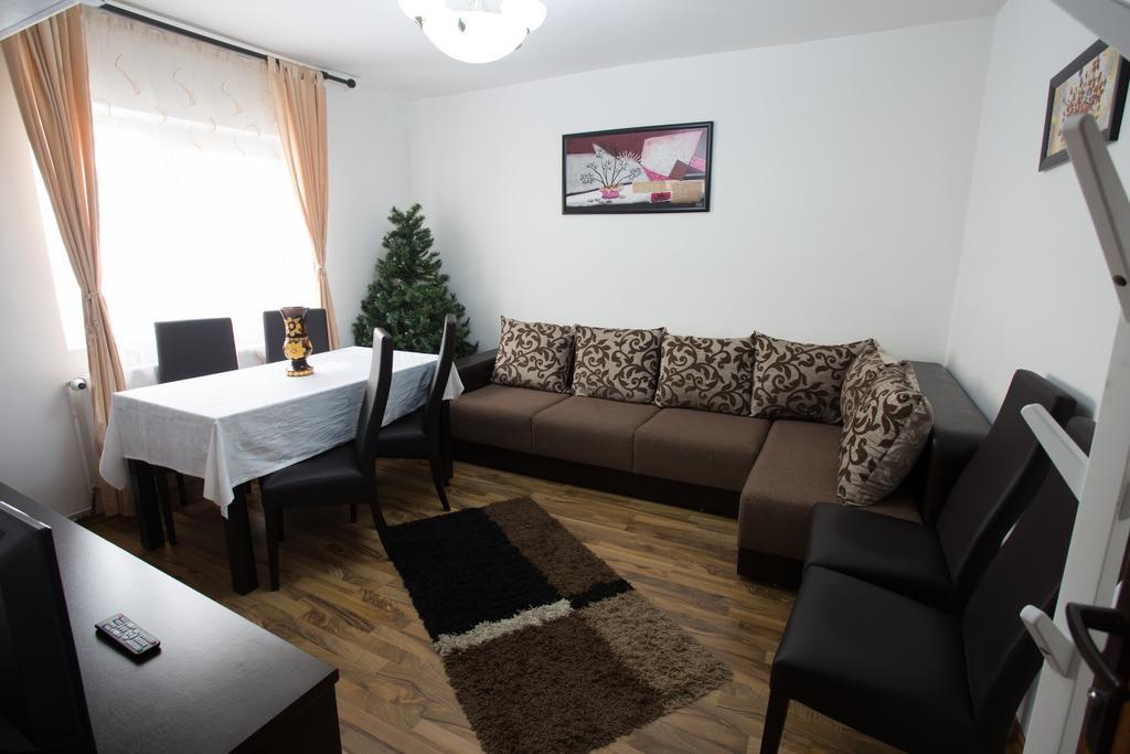 Apartament Confort بوستين المظهر الخارجي الصورة